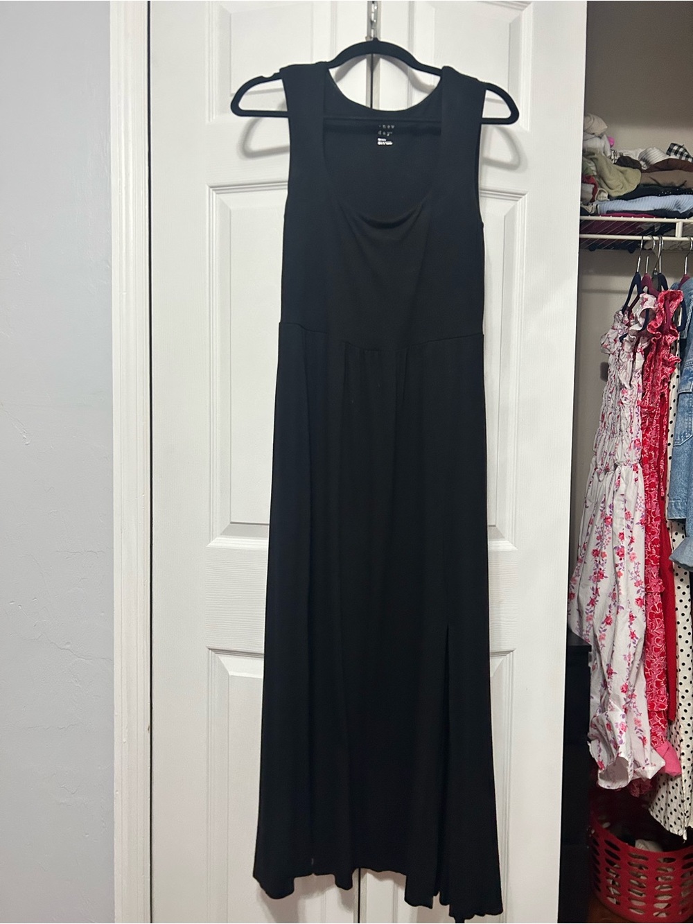 Women's Black Sleeveless Maxi Dress - Classic Tank Style